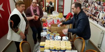 Toata lumea merită un Crăciun Fericit! Campanie de strângere de alimente organizată de Tineretul Maltez din Baia Mare