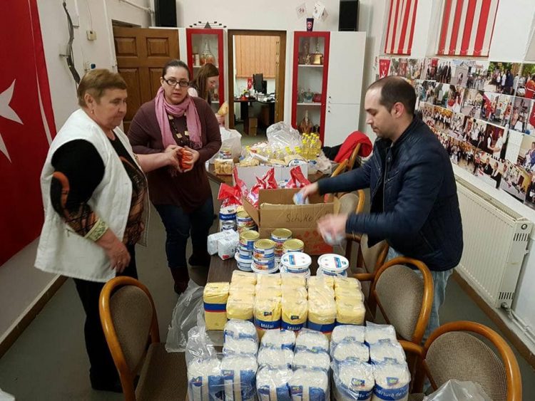 Toata lumea merită un Crăciun Fericit! Campanie de strângere de alimente organizată de Tineretul Maltez din Baia Mare