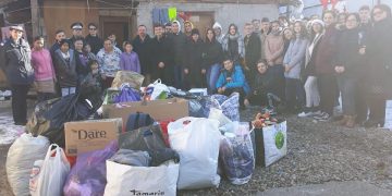 Vine Moș Nicolae. Jandarmii maramureşeni au împărţit bucurie! – FOTO