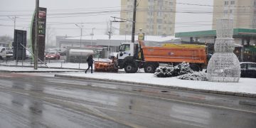 Pregătiți pentru iarnă în Baia Mare! Intervin 60 de utilaje