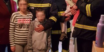 Oameni cu sufletul mare. Gestul pompierilor maramureșeni pentru copiii din județ