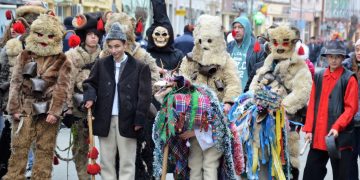 GALERIE FOTO: A 51 ediție a Festivalului de Datini și Obiceiuri de iarnă ”Marmația”