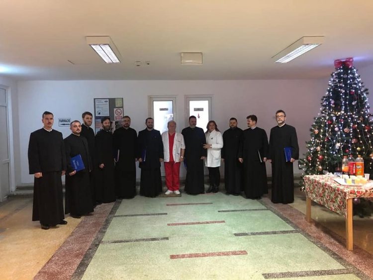 Spectacol de colinde oferit de corala preoțească „Arhanghelii” a Episcopiei Maramureșului și Sătmarului