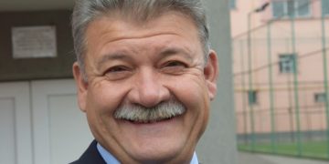 Cum a câștigat beizadeaua baronului local de Alba, Mircea Hava, un post bine plătit la Curtea de Conturi