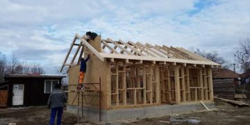 Doi tineri şi-au donat darul de nuntă unei familii cu patru copii