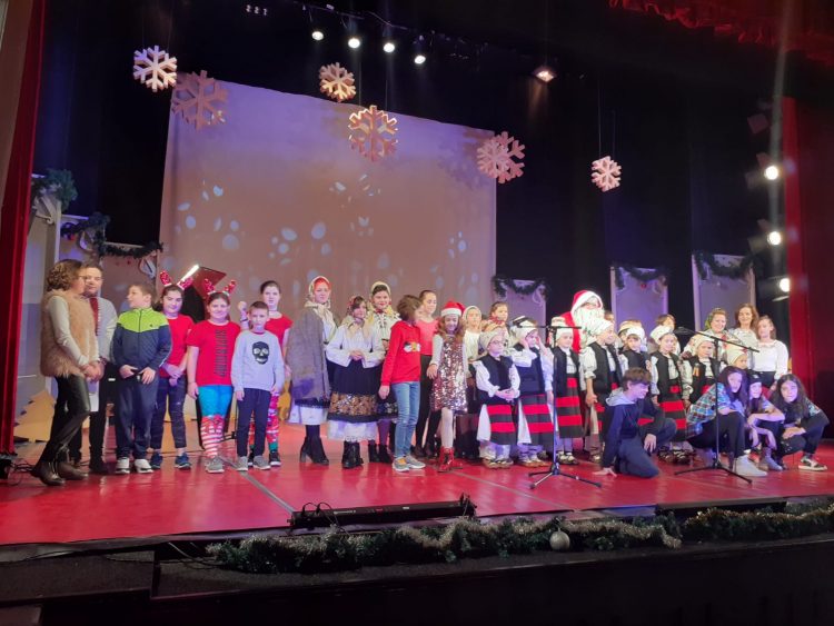 Poliţiştii maramureşeni, în spiritul sărbătorilor