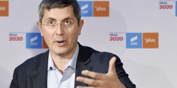 Ce spune purtătorul de cuvânt al USR Ilfov despre Dan Barna: E un mediocru patentat, pus moț în vârful partidului…