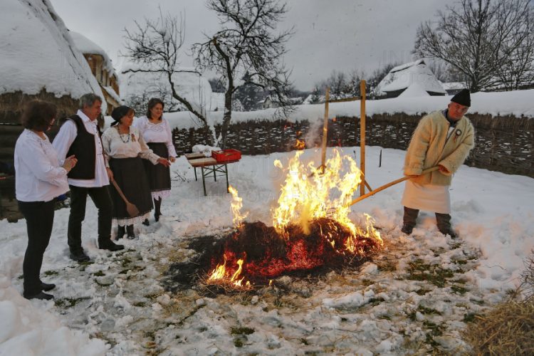 Aleșii județeni au aprobat realizarea evenimentului ”Crăciun în Maramureș”
