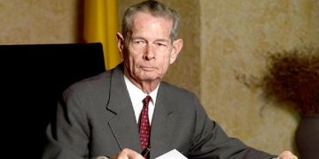 Istoricul Marius Oprea cere restaurarea Monarhiei in Romania: Dosar penal impotriva Republicii