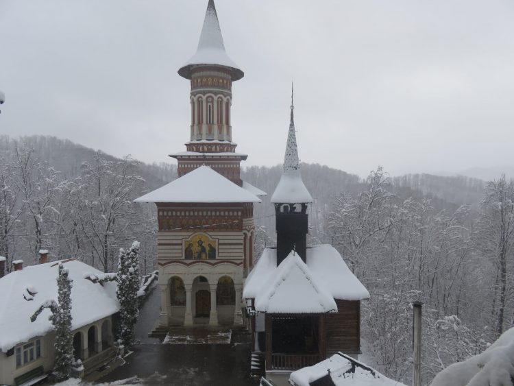 Hramul Paraclisului “Sfântul Ierarh Nicolae” de la Mănăstirea Rohia