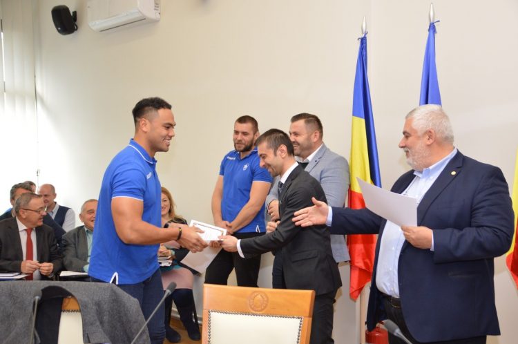 Diplome oferite de Consiliul Județean pentru campioana României la rugby, CSM Știința Baia Mare – foto