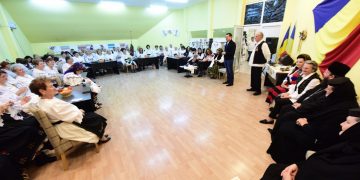 “Şezătoarea de Baia Mare”. Băimărencele iubitoare de autentic se adună în şezătoare ca într-o familie