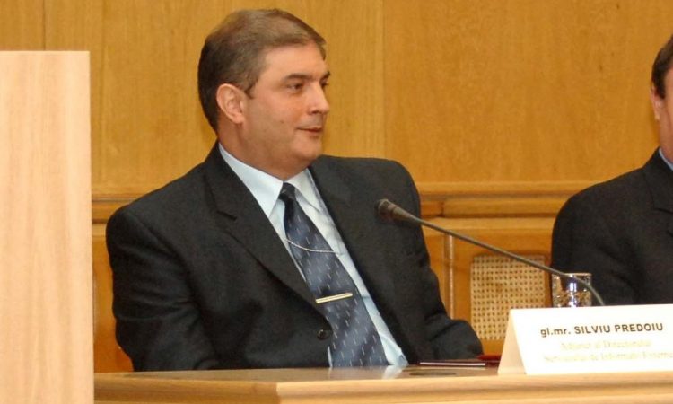 Fostul șef operativ al SIE, acum consilierul lui Ponta, îl atacă pe Klaus Iohannis: Nu poți să ai discurs dublu