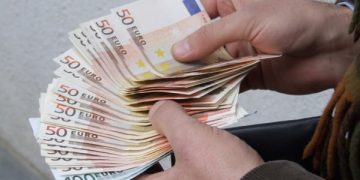 Polițiștii băimăreni au sancționat schimburile financiare ilegale