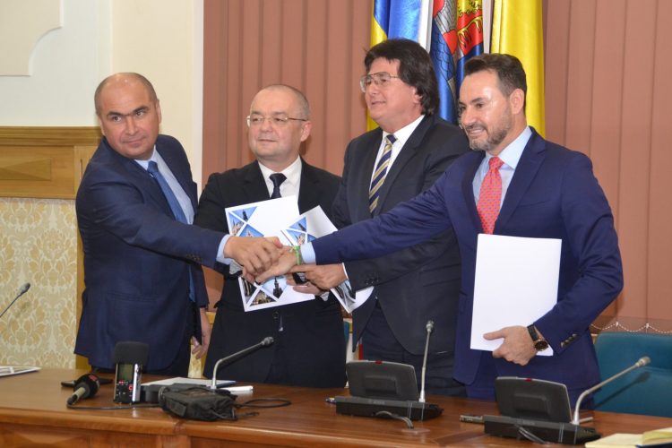 Alianța Vestului. Zero fonduri europene atrase, zero realizări, la un an de la lansare