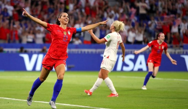 „Cum să joace femeie fotbal? Nu e făcută pentru fotbal. Mădularele ei nu sunt făcute pentru fotbal.”