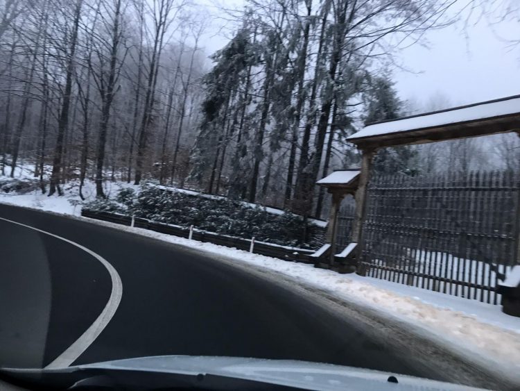 Temperaturi negative în Maramureș. Cum se circulă pe drumurile din județ