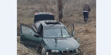 Urmărire ca în filme. A fost nevoie de 15 echipaje ca un tânăr teribilist să fie prins