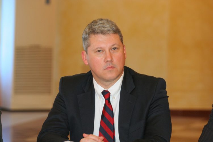 “Înţelegerile” lui Predoiu pentru şefia Parchetelor, trei catastrofe: Bologa (DNA), Scutea (PG) şi Hosu (DIICOT)