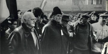 30 de ani de la primul mare miting politic, urmat de prima „mineriadă”