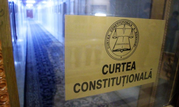Guvernul, pus la punct de Curtea Constituțională