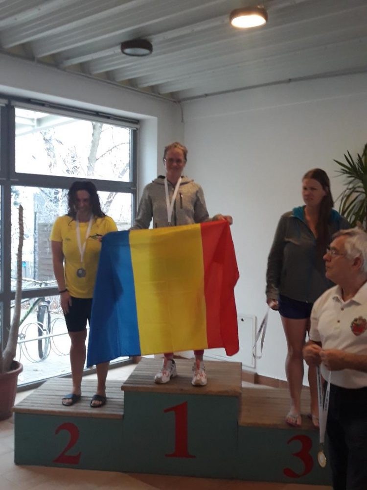 Şapte medalii au obţinut sportivii de la Gold Stars Baia Mare la concursul de înot masters din Ungaria