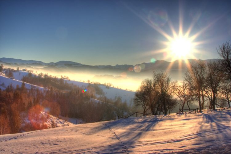 Vreme predominant frumoasă azi în judeţ