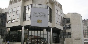 Judecătorii băimăreni îşi suspendă activitatea, cu excepţia cauzelor urgente, până în 28 ianuarie