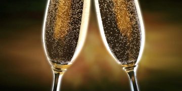 Peste două milioane de români celebrează ziua numelui cu ocazia sărbătorii Sfântul Ioan Botezătorul