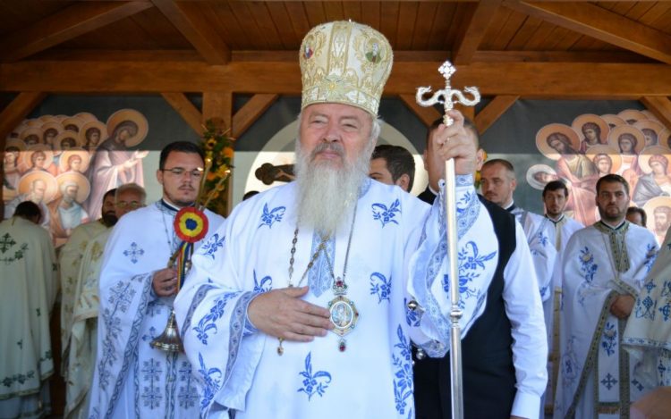 Înaltpreasfințitul Arhiepiscop și Mitropolit Andrei împlinește azi 71 de ani