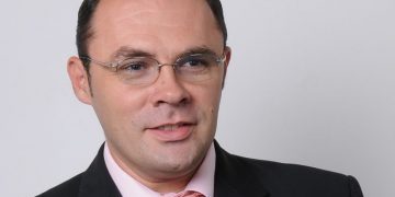 Moise Guran, abia intrat în politică, se vede preşedintele României