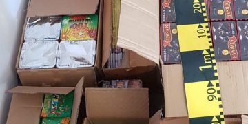 Peste 74 de tone de articole pirotehnice, de peste 2,2 milioane de lei, confiscate în urma acţiunii „Foc de Artificii”