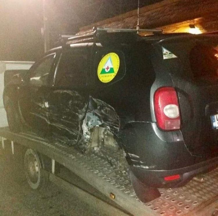 Mașina de intervenție a salvamontiştilor maramureșeni, accidentată în timpul unei misiuni