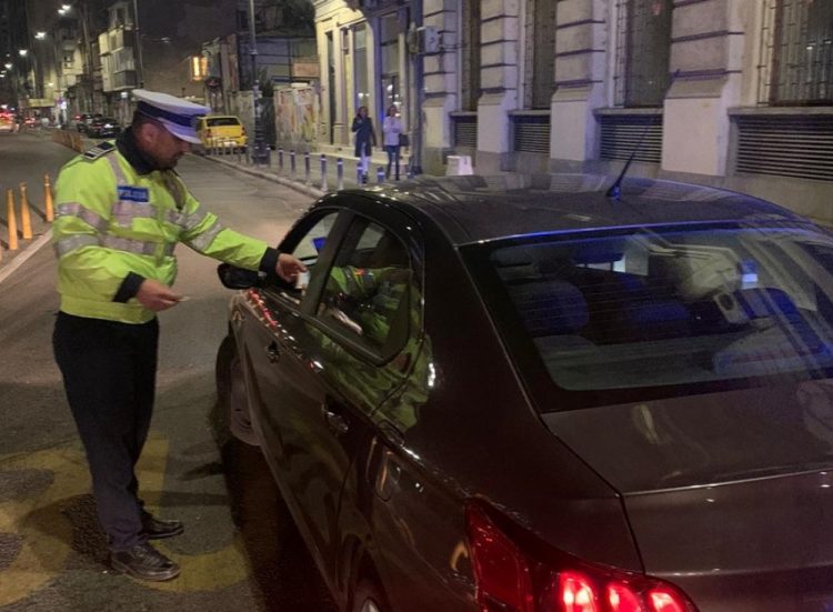 Șofer de 19 ani, depistat drogat la volan. Câte tipuri de droguri avea în sânge