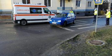 Lipsa limitatoarelor și neatenția șoferilor continuă să facă victime. O fetiță accidentată grav în Târgu Lăpuș
