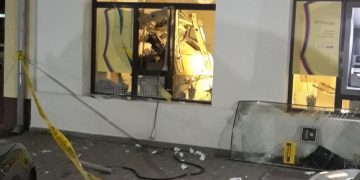 Bancomate aruncate în aer. Hoţii au fugit cu o avere