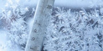 Un vortex polar loveşte România