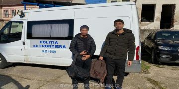 Doi cetăţeni indieni, opriţi la frontiera cu Ungaria