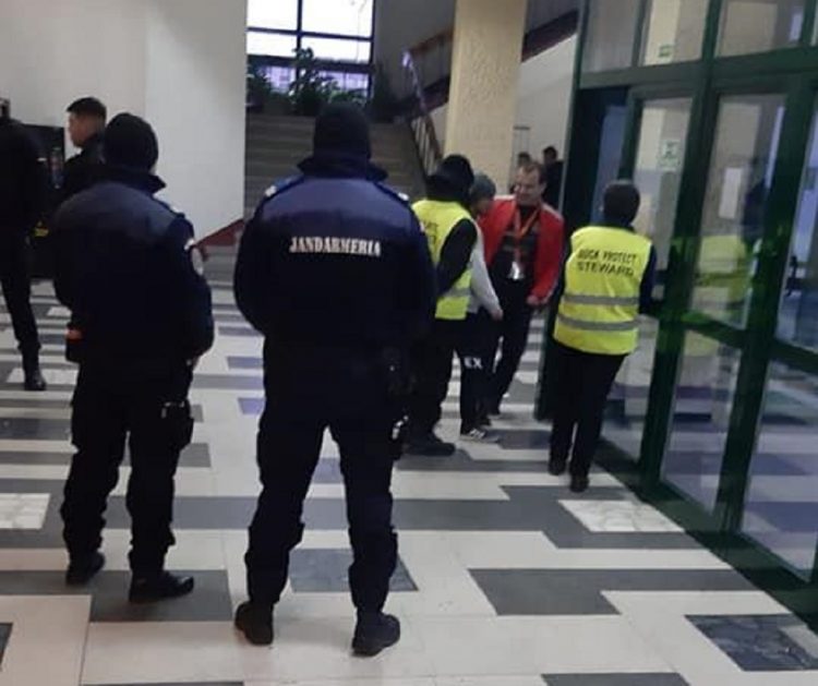 Măsuri de ordine publică la meciul de handbal dintre CS Minaur Baia Mare şi AHCM Unirea Slobozia