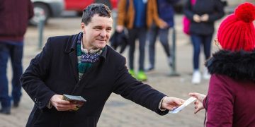 Nicușor Dan – ”Pensia de handicap este o pomană socială”