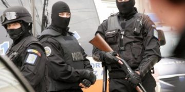 Percheziţii domiciliare efectuate pe raza comunei Bârsana. Mandate emise pentru infracţiuni economice