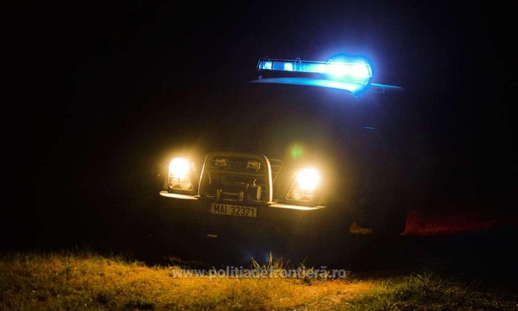 Patru algerieni și un afgan, depistați la frontiera de nord a țării