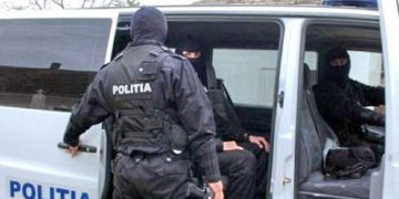 Sancţiuni contravenţionale de aproximativ 10.000 de lei aplicate sâmbătă noaptea în cluburi din Baia Mare