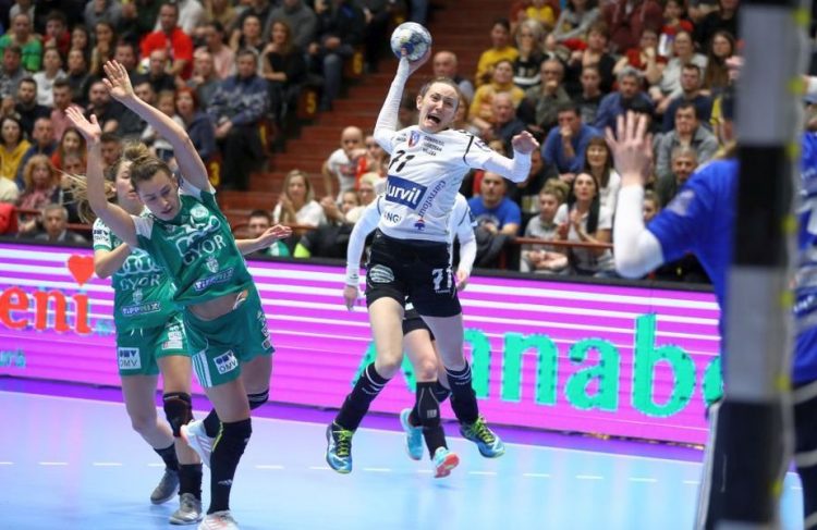 Handbal feminin. Înfrângere pentru SCM. Rm. Vâlcea, în ultimul meci din grupele Ligii Campionilor