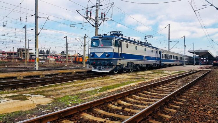 CFR Călători modifică regulile de rezervare a locurilor în trenuri pentru asigurarea protecţiei călătorilor