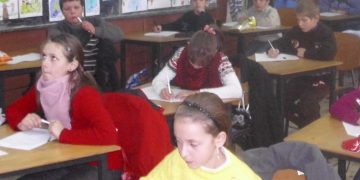 Școlile din România se închid pentru o săptămână