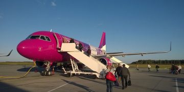 România suspendă zborurile spre şi dinspre Italia, până în 23 martie