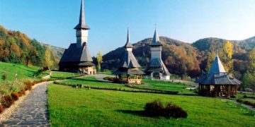 LIVE: Clopotele bisericilor din Maramureș răsună pentru a stopa pandemia