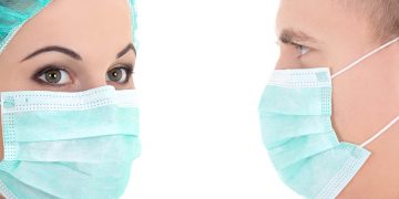 Ministerul Sănătăţii avertizează! Măştile textile şi cele fabricate manual nu ne protejează de coronavirus