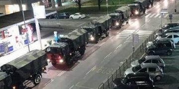 Ravagii în Bergamo. Morţii nu mai au loc în cimitire, camioanele militare transportă zeci de sicrie în alte orașe – video